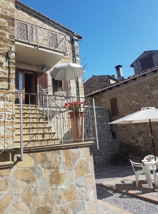 Beautiful Apartment With Exclusive Garden And Terrace Monteverdi Marittimo Exterior foto